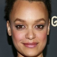 Britne Oldford Nua