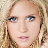 brittanysnow Nua