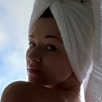 Brooke Thomas Nua