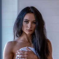 Brynn Noel Nua
