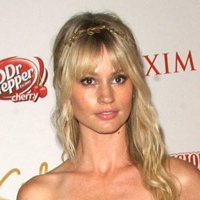 Cameron Richardson Nua