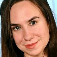 Camilla Benz Nua