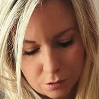 Carina Crone Nua
