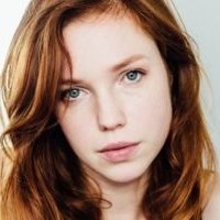 Carolina Jurczak Nua