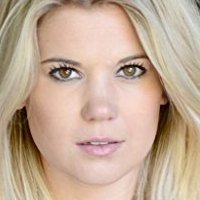 Caroline Arapoglou Nua