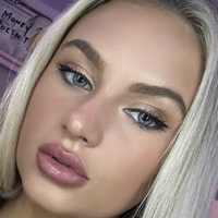 Caroline Wick Nua