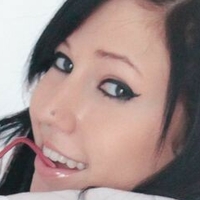Catie Minx Nua