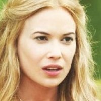 Celina Sinden Nua