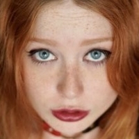 Cera Foxe Nua