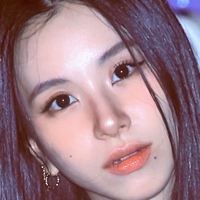 Chaeyoung Nua