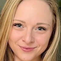 CharlieRose Nua