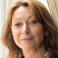 Cherie Lunghi Nua