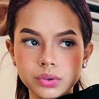 Cheyla Collins Nua