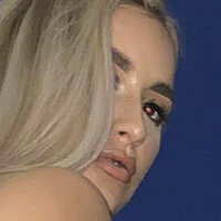 Chloe Fleming Nua
