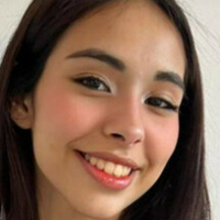 chloe.yung Nua