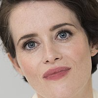 Claire Foy Nua