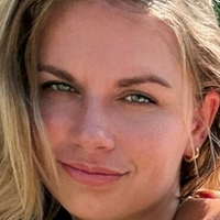 Claire Schroeder Nua