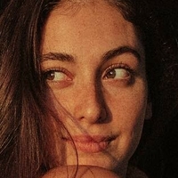 Clairenatalia_ Nua