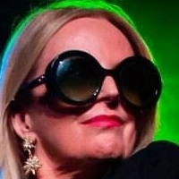 Clare Grogan Nua