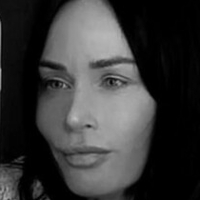 Clare Richards Nua
