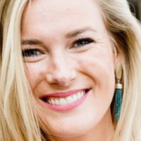 Courtney Simpson Nua