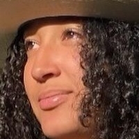 Curlybeanraver Nua