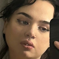 Cutejuliavictoria Nua