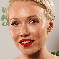 Daisy Lewis Nua