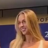 Dakota Ditcheva Nua