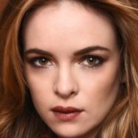 Danielle Panabaker Nua