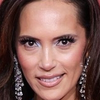 Davina Potratz Nua