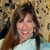 Deborah McGuire Nua