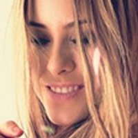 Diana Mesa Nua