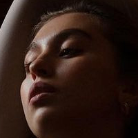 Diana Pozhidaeva Nua