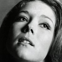 Diana Rigg Nua