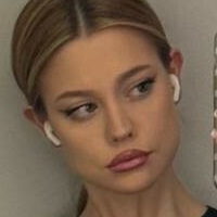 Dilara Zinatullina Nua