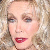 Donna Mills Nua