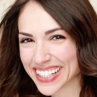 Eden Riegel Nua