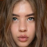 eeemily Nua