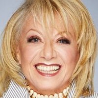 Elaine Paige Nua