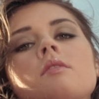 Elise Nua