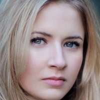 Eliza Bennett Nua