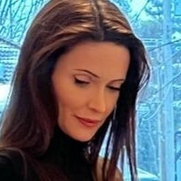 Elizabeth Tulloch Nua