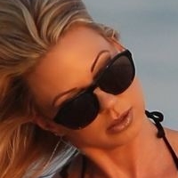 Elke Hanschke Nua