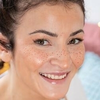 ELLA P Nua