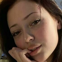 elliemooree Nua