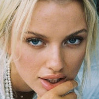 Elodie Russell Nua