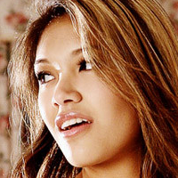 Elyse Ho Nua