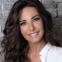 Emanuela Folliero Nua