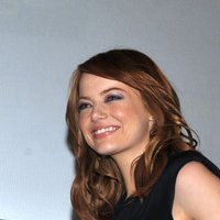 Emma Hipp Nua